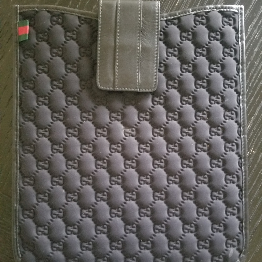 iPad Gucci case